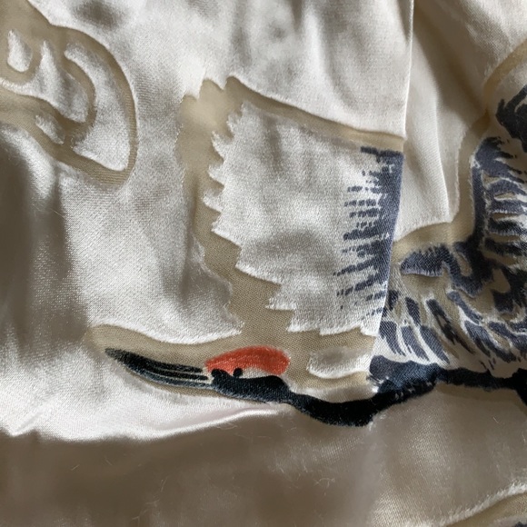 Satin burnout pleated top - Picture 6 of 6